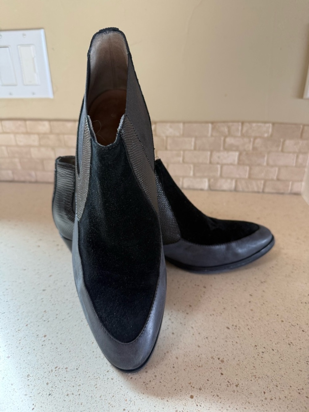 Aquatalia Black Suede & Leather Men's Chukka Boots